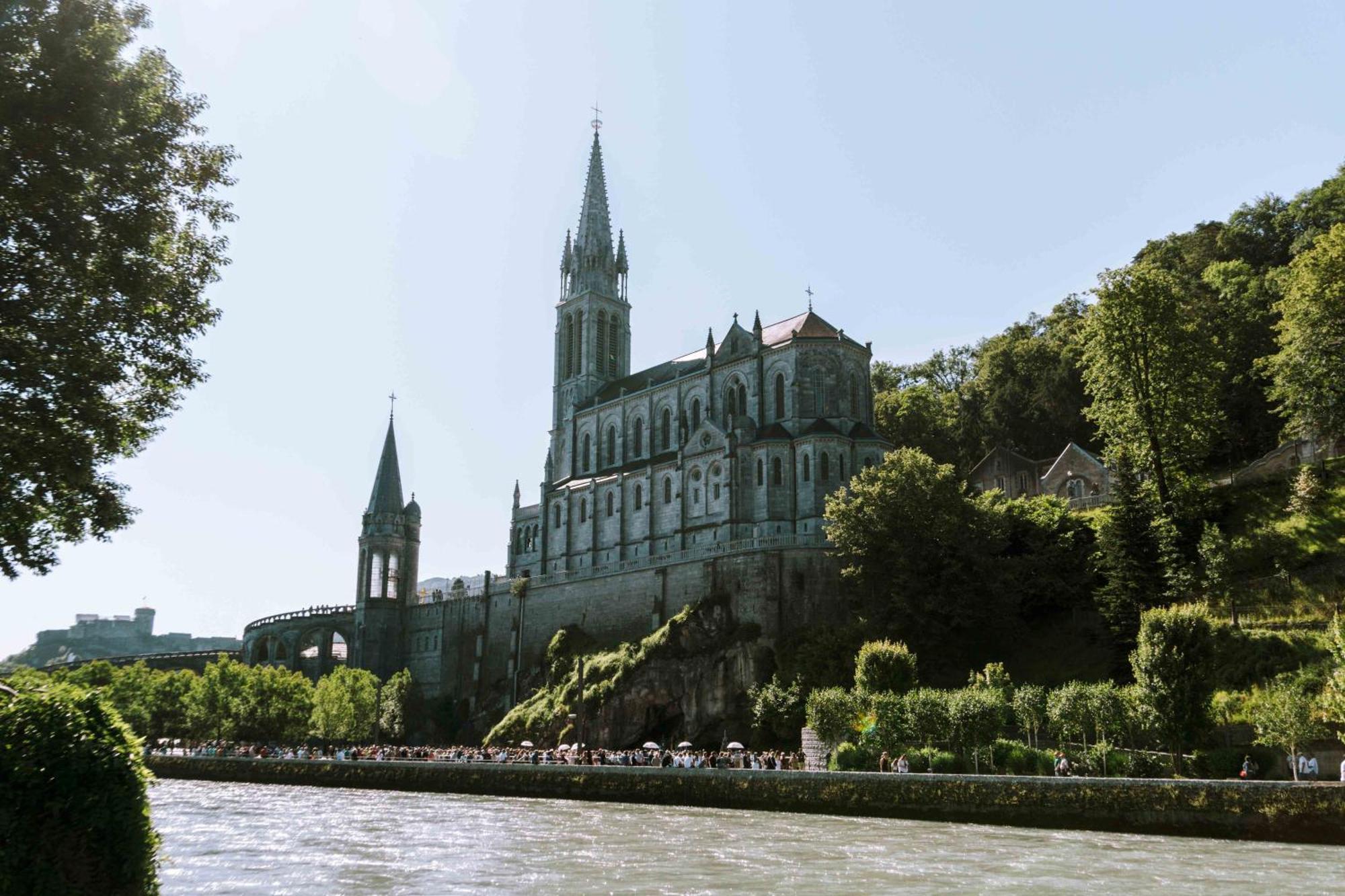 Villa Mariale By Popinns ลูร์ด ภายนอก รูปภาพ